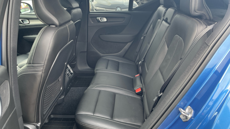 Volvo Xc40 P8 Recharge 300kW 78kWh First Edition 5dr AWD Auto Electric Estate